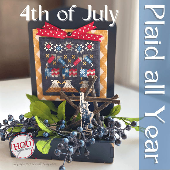 4th of July | Plaid All Year Series | Hands on Design