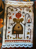 Miss Jacky Lantern | The Little Stitcher