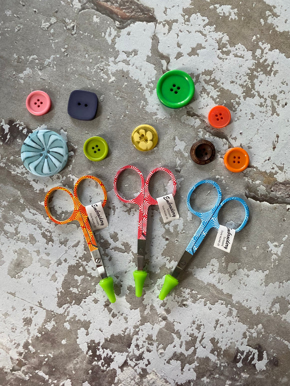 Embroidery Scissors | Swirl Design