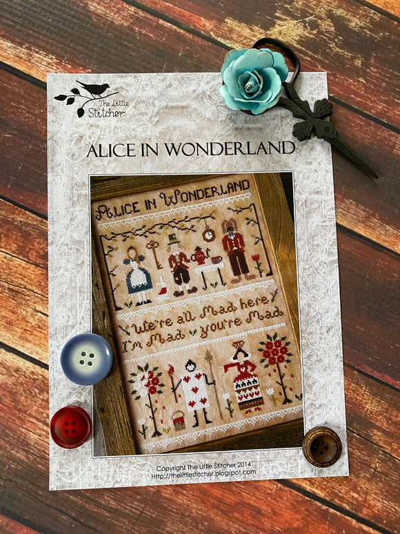 Alice In Wonderland | The Little Stitcher