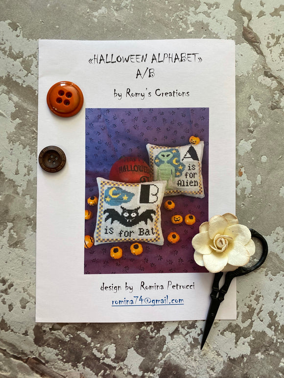 A/B | Halloween Alphabet | Romy's Creations