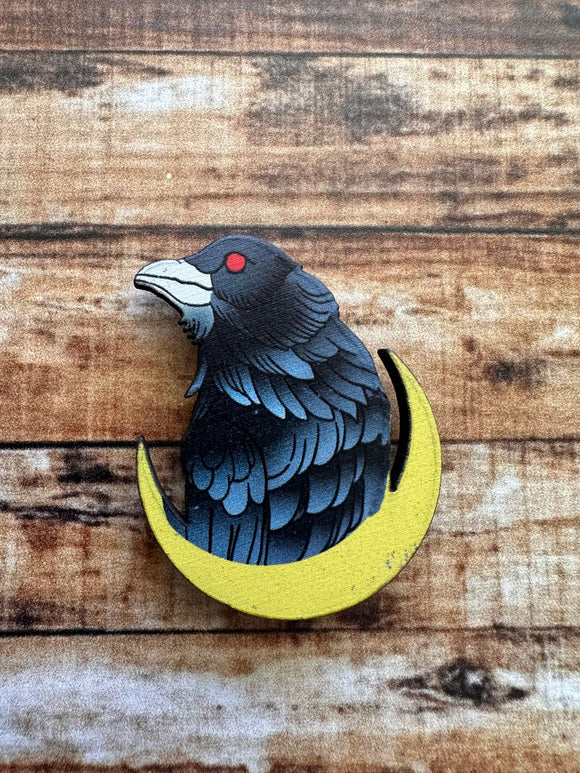 Moon Raven | Wooden Needle Minder