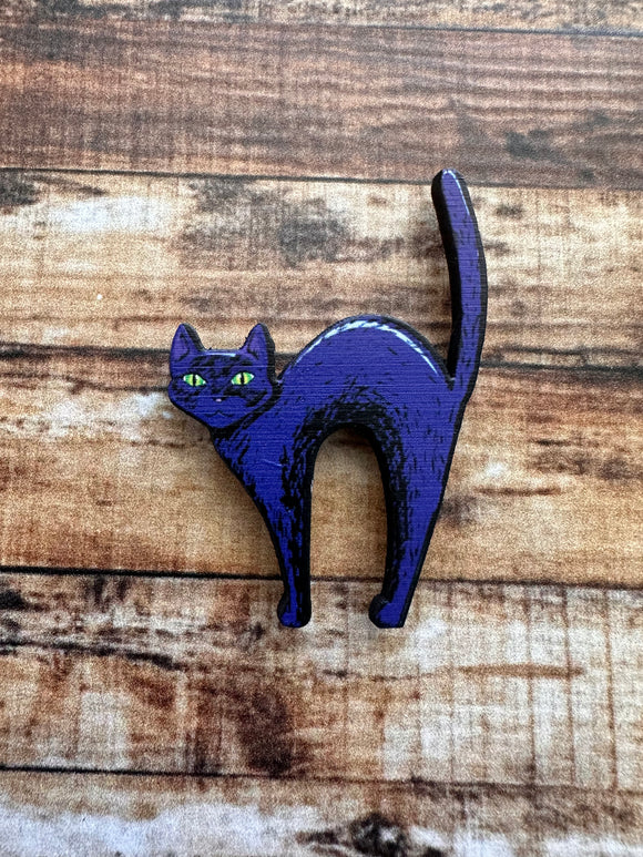 Arching Black Cat  | Wooden Needle Minder