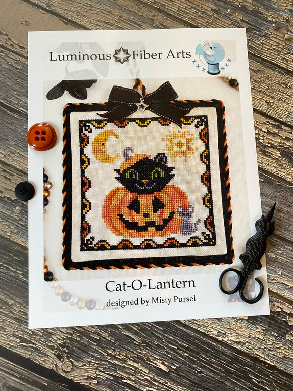 Cat-O-Lantern | Luminous Fiber Arts