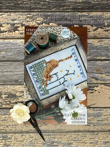Stretching In The Daisies | Cats In The Garden: Summer | Lindy Stitches