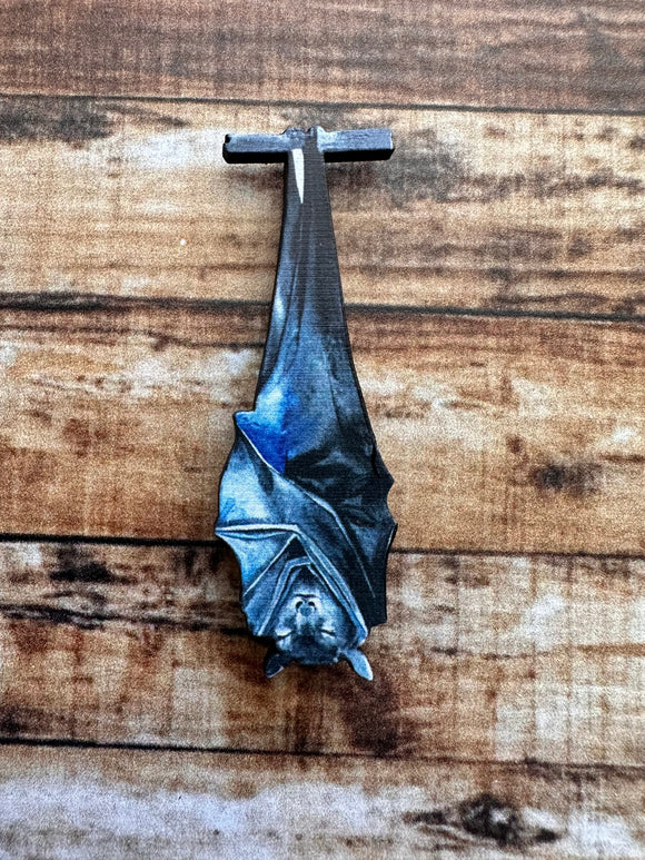 Hanging Bat | Wooden Needle Minder